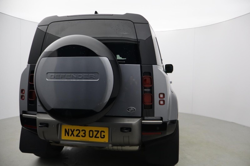 2023 (23) LAND ROVER DEFENDER 3.0 D250 X-Dynamic HSE 110 5dr Auto 5270908