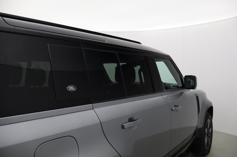 2023 (23) LAND ROVER DEFENDER 3.0 D250 X-Dynamic HSE 110 5dr Auto 5270940