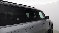 2023 (23) LAND ROVER DEFENDER 3.0 D250 X-Dynamic HSE 110 5dr Auto 5270940