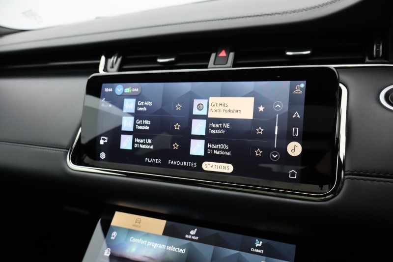 2022 (22) LAND ROVER RANGE ROVER EVOQUE 1.5 P300e Autobiography 5dr Auto 5288354