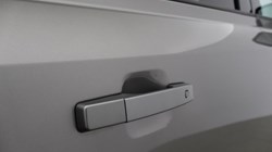 2021 (21) LAND ROVER DEFENDER 3.0 D250 XS Edition 110 5dr Auto 5338657