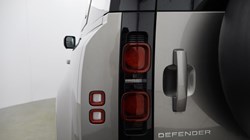 2021 (21) LAND ROVER DEFENDER 3.0 D250 XS Edition 110 5dr Auto 5338647