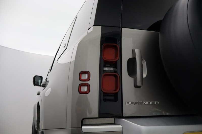 2021 (21) LAND ROVER DEFENDER 3.0 D250 XS Edition 110 5dr Auto 5338641