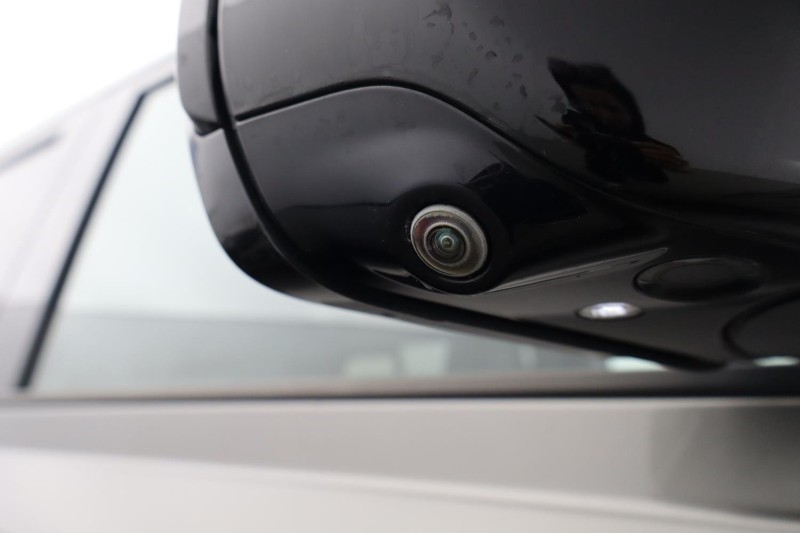 2021 (21) LAND ROVER DEFENDER 3.0 D250 XS Edition 110 5dr Auto 5338700