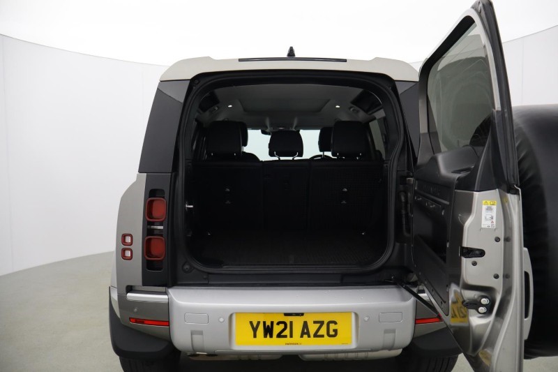 2021 (21) LAND ROVER DEFENDER 3.0 D250 XS Edition 110 5dr Auto 5338644