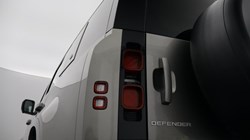 2021 (21) LAND ROVER DEFENDER 3.0 D250 XS Edition 110 5dr Auto 5338642