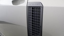 2021 (21) LAND ROVER DEFENDER 3.0 D250 XS Edition 110 5dr Auto 5338701