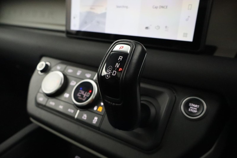 2021 (21) LAND ROVER DEFENDER 3.0 D250 XS Edition 110 5dr Auto 5338676