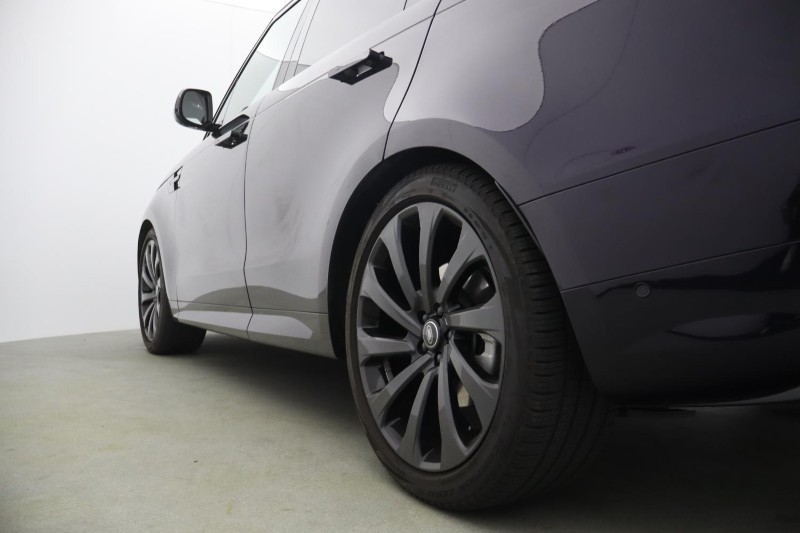 2025 (75) LAND ROVER RANGE ROVER SPORT 3.0 D300 Dynamic SE 5dr Auto 5275648