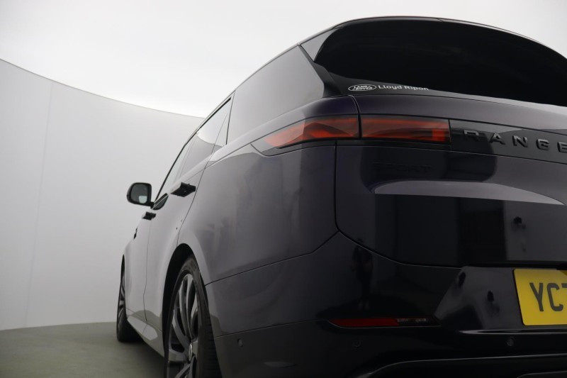 2025 (75) LAND ROVER RANGE ROVER SPORT 3.0 D300 Dynamic SE 5dr Auto 5275640