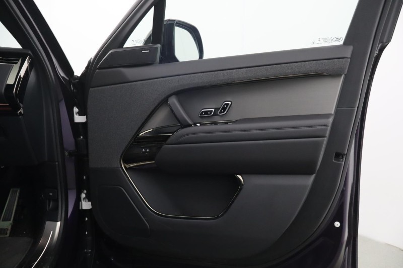 2025 (75) LAND ROVER RANGE ROVER SPORT 3.0 D300 Dynamic SE 5dr Auto 5275659