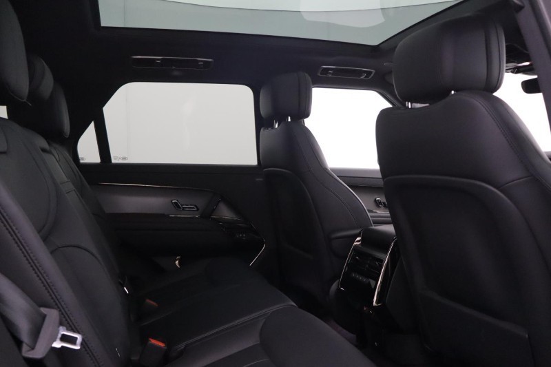 2025 (75) LAND ROVER RANGE ROVER SPORT 3.0 D300 Dynamic SE 5dr Auto 5275658