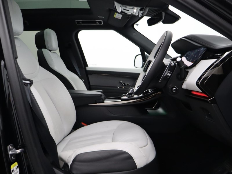 2023 (23) LAND ROVER RANGE ROVER SPORT 3.0 D300 Dynamic SE 5dr Auto 5301109