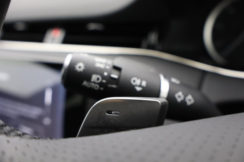 2023 (23) LAND ROVER RANGE ROVER EVOQUE 1.5 P300e R-Dynamic HSE 5dr Auto 5296628