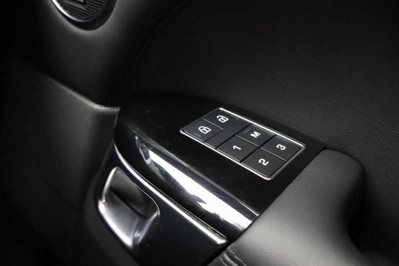 2022 (22) LAND ROVER RANGE ROVER SPORT 3.0 D250 HSE Silver 5dr Auto 5327777