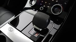 2022 (22) LAND ROVER RANGE ROVER VELAR 2.0 D200 Edition 5dr Auto 5304570