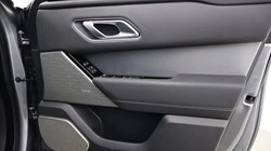 2022 (22) LAND ROVER RANGE ROVER VELAR 2.0 D200 Edition 5dr Auto 5304566