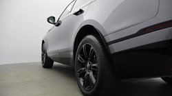 2022 (22) LAND ROVER RANGE ROVER VELAR 2.0 D200 Edition 5dr Auto 5304547