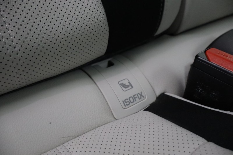 2022 (22) LAND ROVER RANGE ROVER VELAR 2.0 D200 R-Dynamic SE 5dr Auto 5311106