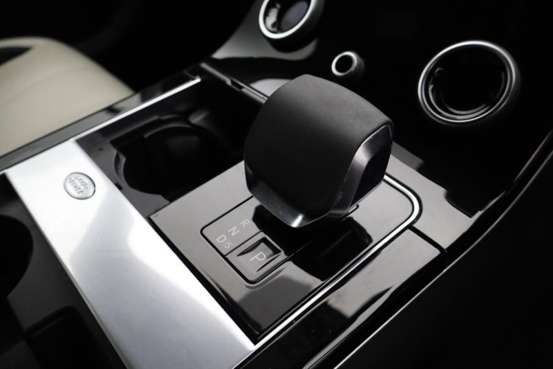 2022 (22) LAND ROVER RANGE ROVER VELAR 2.0 D200 R-Dynamic SE 5dr Auto 5311097