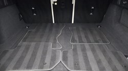 2022 (22) LAND ROVER RANGE ROVER VELAR 2.0 D200 R-Dynamic SE 5dr Auto 5311077