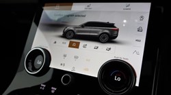 2022 (22) LAND ROVER RANGE ROVER VELAR 2.0 D200 R-Dynamic SE 5dr Auto 5311120