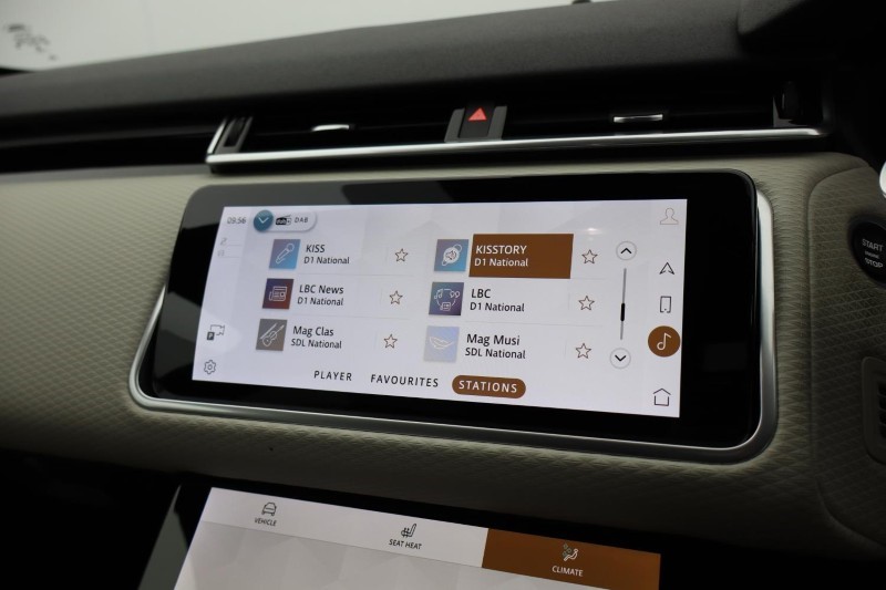 2022 (22) LAND ROVER RANGE ROVER VELAR 2.0 D200 R-Dynamic SE 5dr Auto 5311112