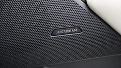 2022 (22) LAND ROVER RANGE ROVER VELAR 2.0 D200 R-Dynamic SE 5dr Auto 5311126