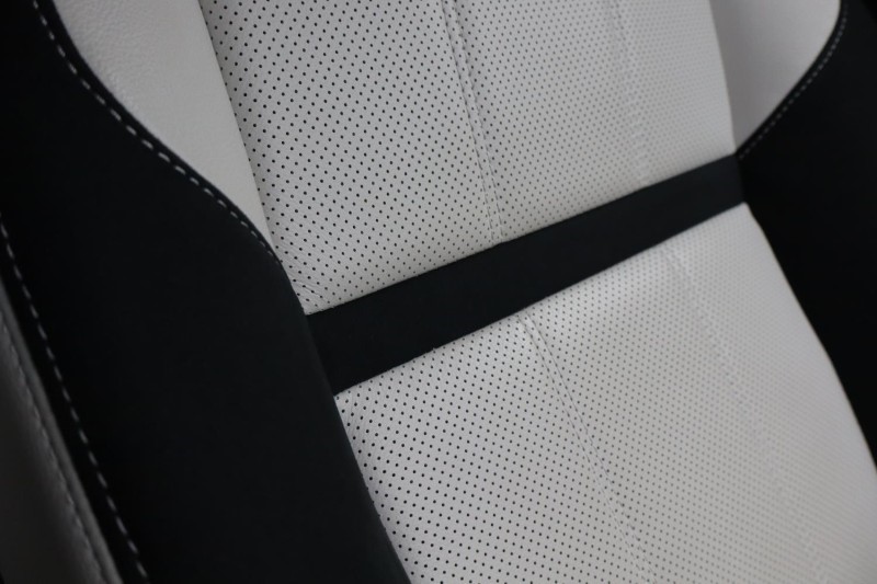 2022 (22) LAND ROVER RANGE ROVER VELAR 2.0 D200 R-Dynamic SE 5dr Auto 5311125