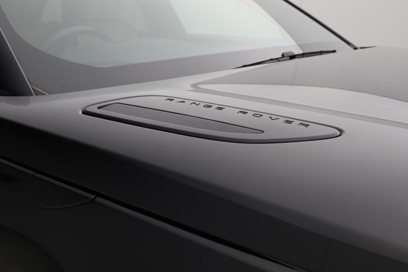 2022 (22) LAND ROVER RANGE ROVER VELAR 2.0 D200 R-Dynamic SE 5dr Auto 5311100