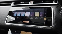 2022 (22) LAND ROVER RANGE ROVER VELAR 2.0 D200 Edition 5dr Auto 5310989
