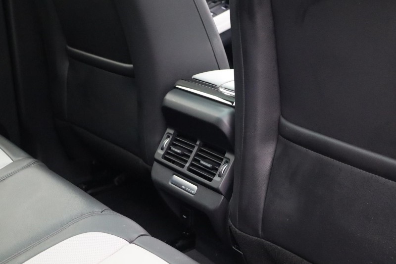 2022 (22) LAND ROVER RANGE ROVER EVOQUE 2.0 D200 R-Dynamic SE 5dr Auto 5328381