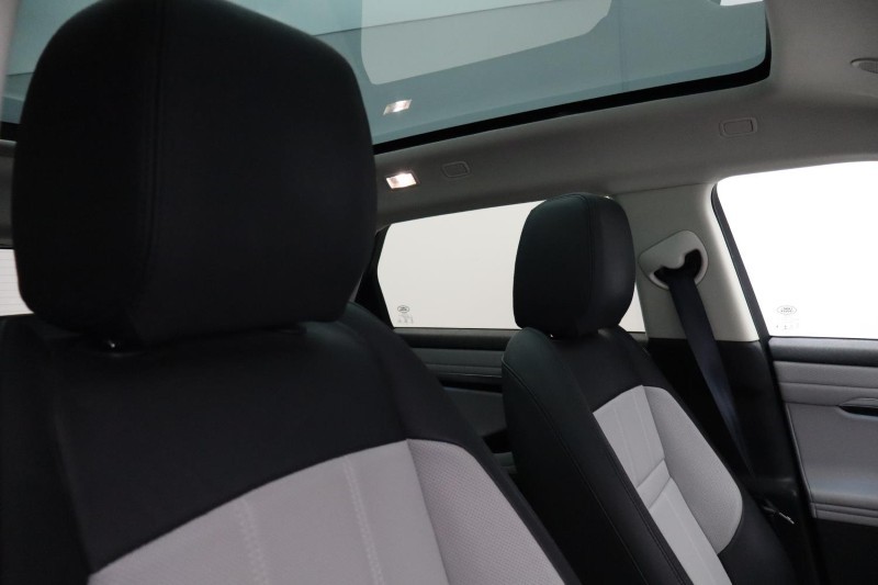 2022 (22) LAND ROVER RANGE ROVER EVOQUE 2.0 D200 Evoque Edition 5dr Auto 5317448