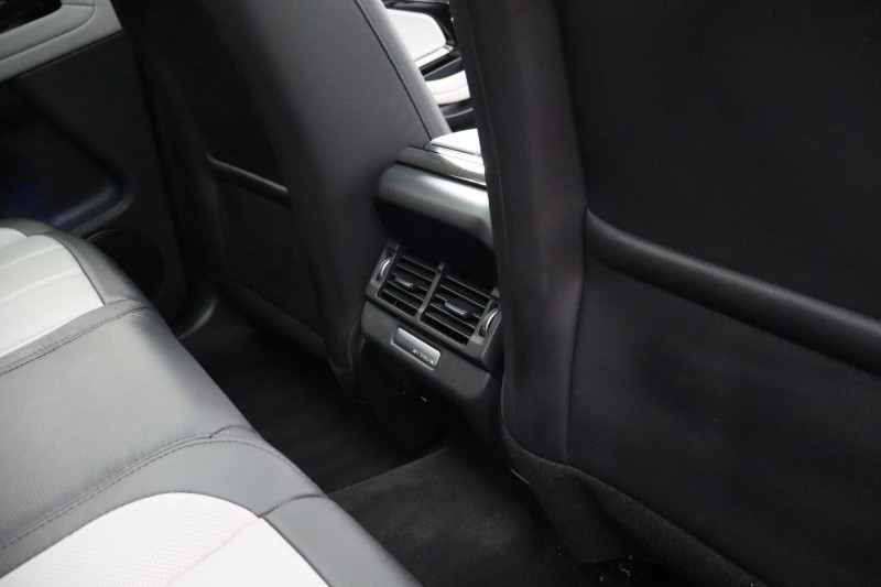 2022 (22) LAND ROVER RANGE ROVER EVOQUE 2.0 D200 Evoque Edition 5dr Auto 5317434