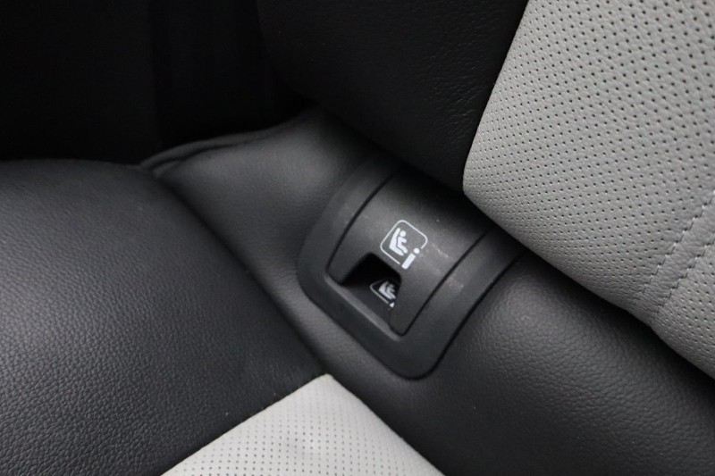 2022 (22) LAND ROVER RANGE ROVER EVOQUE 2.0 D200 Evoque Edition 5dr Auto 5317442