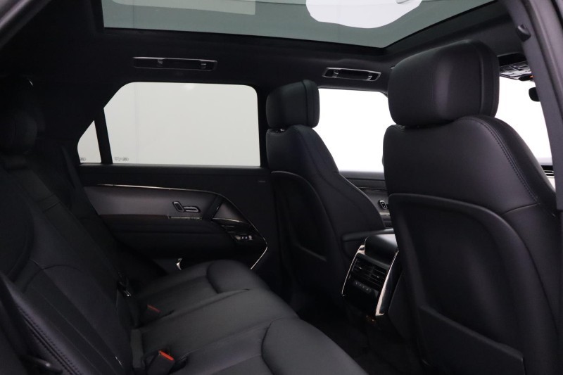 2025 (25) LAND ROVER RANGE ROVER SPORT 3.0 D250 Edition 5dr Auto 5350273