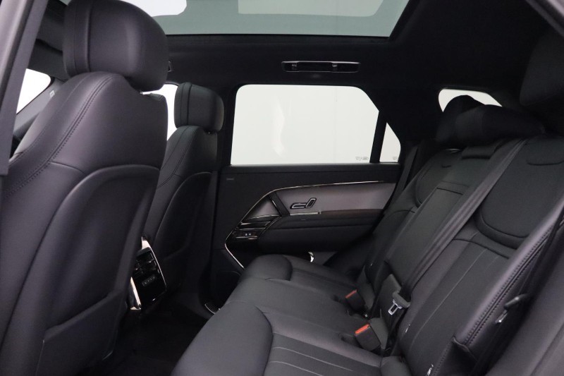 2025 (25) LAND ROVER RANGE ROVER SPORT 3.0 D250 Edition 5dr Auto 5350269