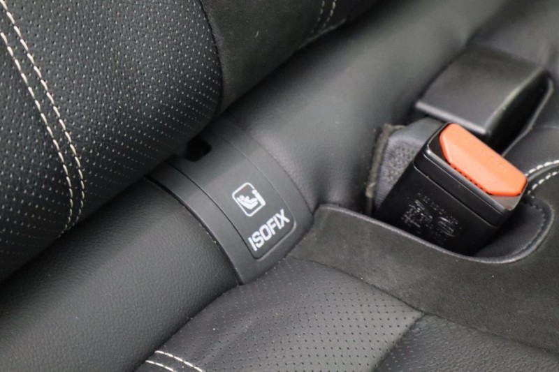 2018 (18) LAND ROVER RANGE ROVER VELAR 2.0 D180 S 5dr Auto 5317173