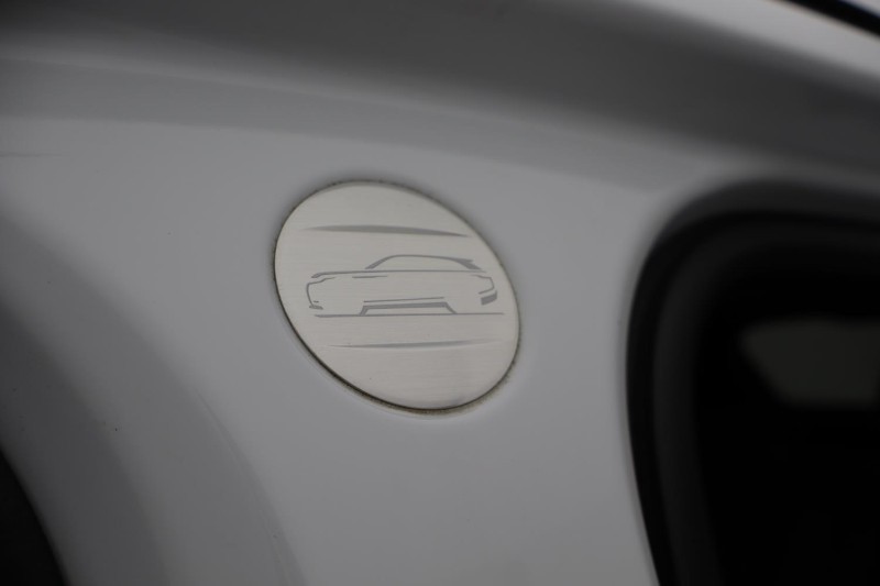 2018 (18) LAND ROVER RANGE ROVER VELAR 2.0 D180 S 5dr Auto 5317163