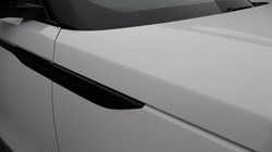 2018 (18) LAND ROVER RANGE ROVER VELAR 2.0 D180 S 5dr Auto 5317178