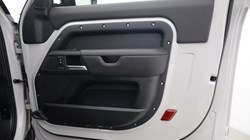 2025 (75) LAND ROVER DEFENDER 3.0 D350 X-Dynamic HSE 90 3dr Auto 5300093