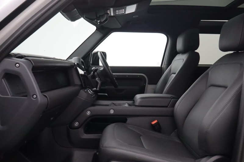 2025 (75) LAND ROVER DEFENDER 3.0 D350 X-Dynamic HSE 90 3dr Auto 5300079