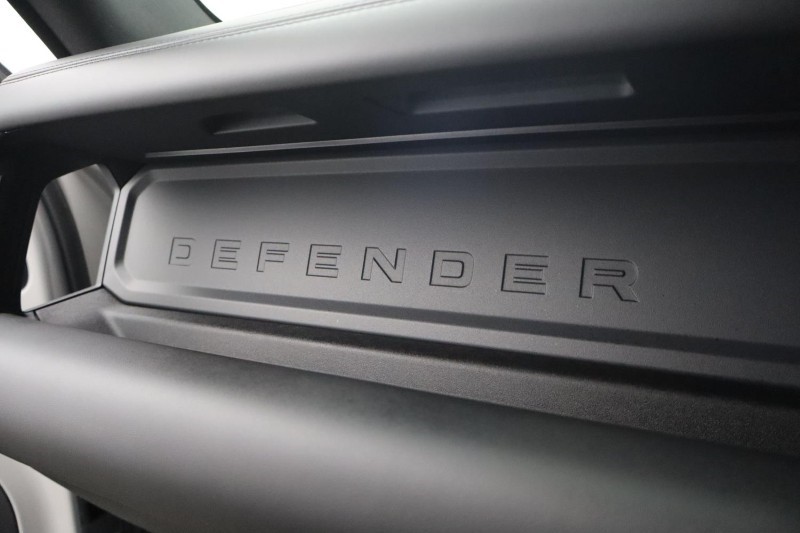 2025 (75) LAND ROVER DEFENDER 3.0 D350 X-Dynamic HSE 90 3dr Auto 5300077