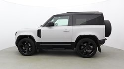 2025 (75) LAND ROVER DEFENDER 3.0 D350 X-Dynamic HSE 90 3dr Auto 5300065