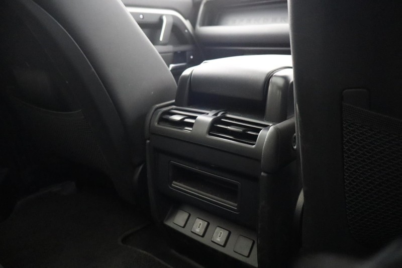 2025 (75) LAND ROVER DEFENDER 3.0 D350 X-Dynamic HSE 90 3dr Auto 5300091