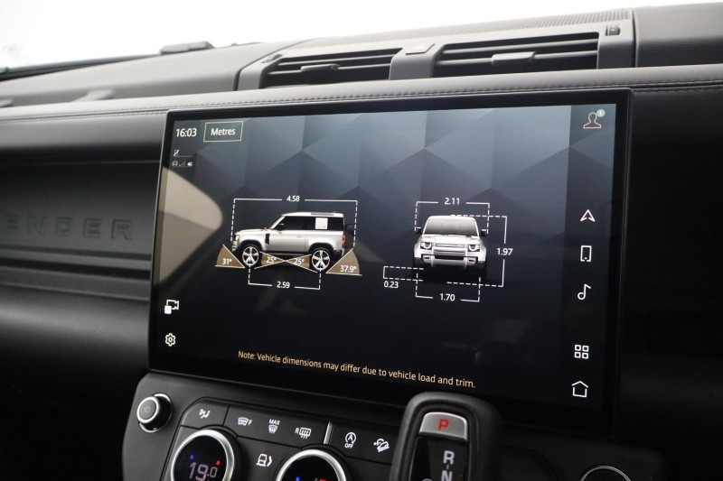 2025 (75) LAND ROVER DEFENDER 3.0 D350 X-Dynamic HSE 90 3dr Auto 5300103