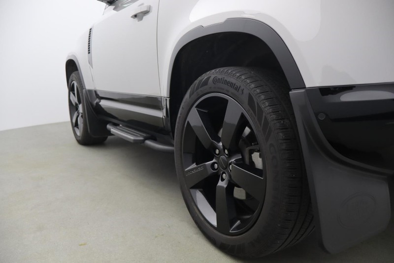 2025 (75) LAND ROVER DEFENDER 3.0 D350 X-Dynamic HSE 90 3dr Auto 5300076