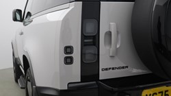 2025 (75) LAND ROVER DEFENDER 3.0 D350 X-Dynamic HSE 90 3dr Auto 5300069