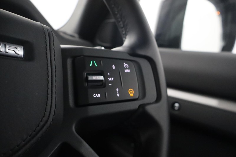 2025 (75) LAND ROVER DEFENDER 3.0 D350 X-Dynamic HSE 90 3dr Auto 5300095