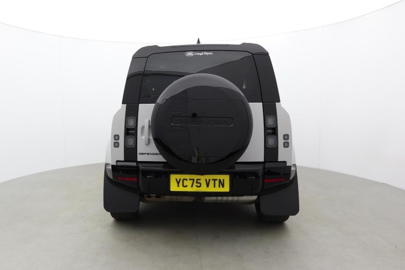 2025 (75) LAND ROVER DEFENDER 3.0 D350 X-Dynamic HSE 90 3dr Auto 5300063